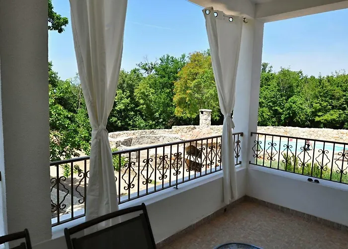 Saint Vid فيلة مالينسكا